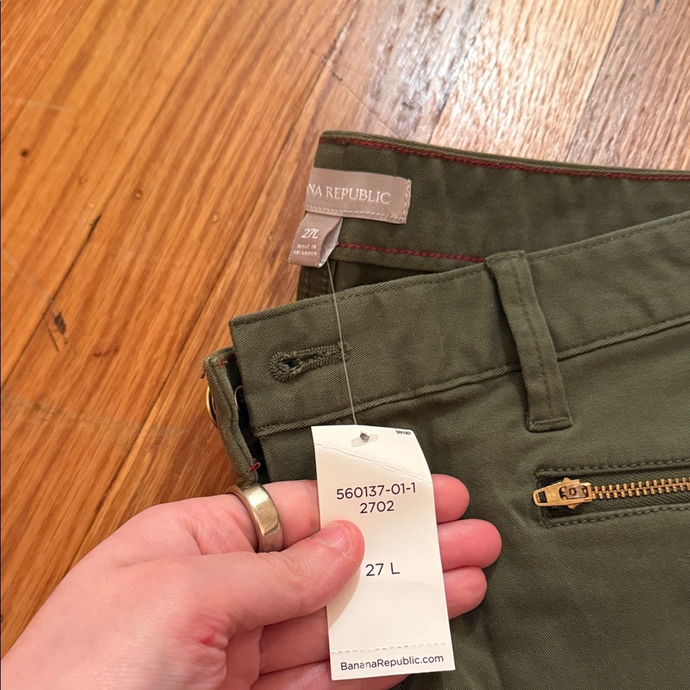 Banana Republic Olive Army Green Jeans with Gold Zipper Accents and Split Hem - Picture 3 of 3